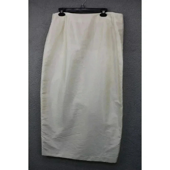 Larry Levine Embroidered Floral Midi Skirt Suit-Size 16-Lined-Back Slit - Picture 10 of 15